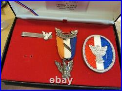 BSA Eagle Scout Medal Presentation Kit with award Patch tie clasp