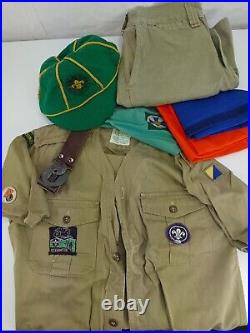 Boy Scout Uniform Australian badges patches uniform Baden-Powell Wolf Cubs 60's