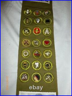 Boy Scout of America sash vintage with 30 Badges 1940-1950s BSA Patches Photos
