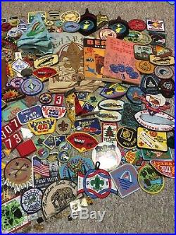 LOT OF -338- Vintage Boy Scout Items PATCHES Merit Badge Sash Pins Buttons Award