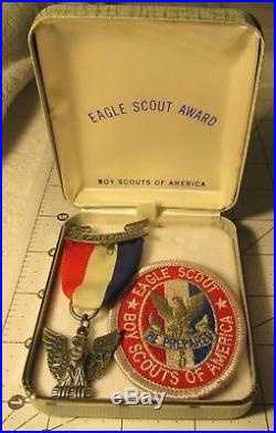 VINTAGE BSA Award Boy Scout Stange 5c Eagle Medal, case & Patch MINT CONDITION