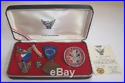 Vintage Eagle Boy Scout of America Presentation Box Medals Pins Patch Card 1969